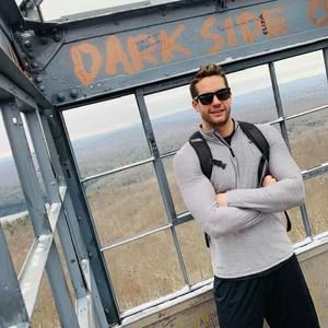 Meet your Posher, Tom